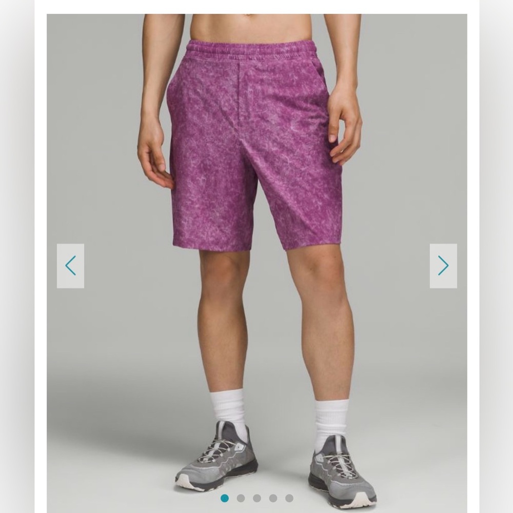 Lululemon Pace Breaker Short 9” Lined, size Large, plum